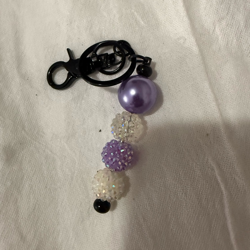 Colorful Beaded Keychain - Picture 3 of 16